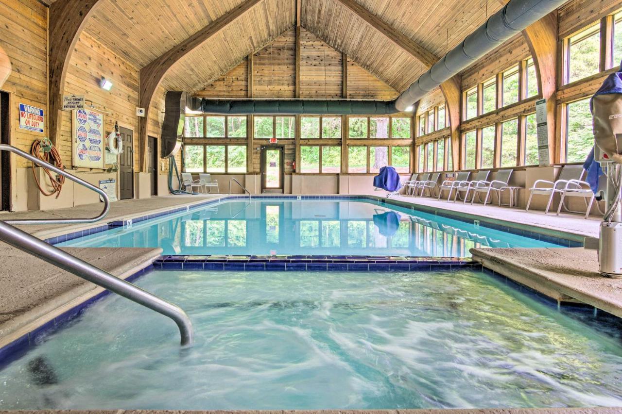 Modern Studio With Balcony About 1 Mi To Lake Lure! Dış mekan fotoğraf